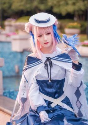 欧美模特内衣写真视频_1080神马影院手机在线